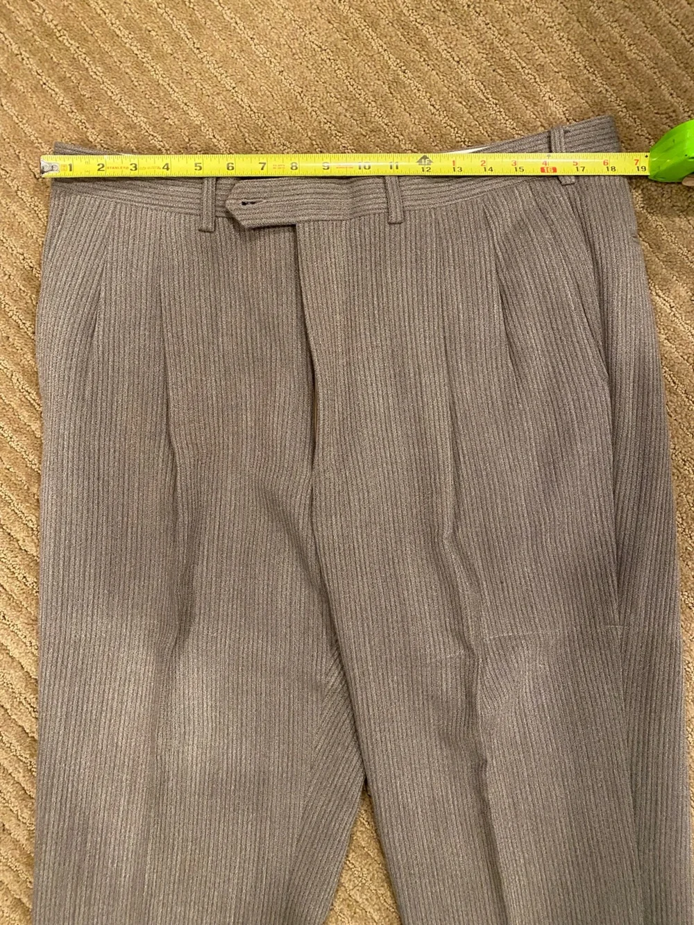 Gianfranco Ferre Men’s Wool Pleated Trousers in Beige Christian Dior